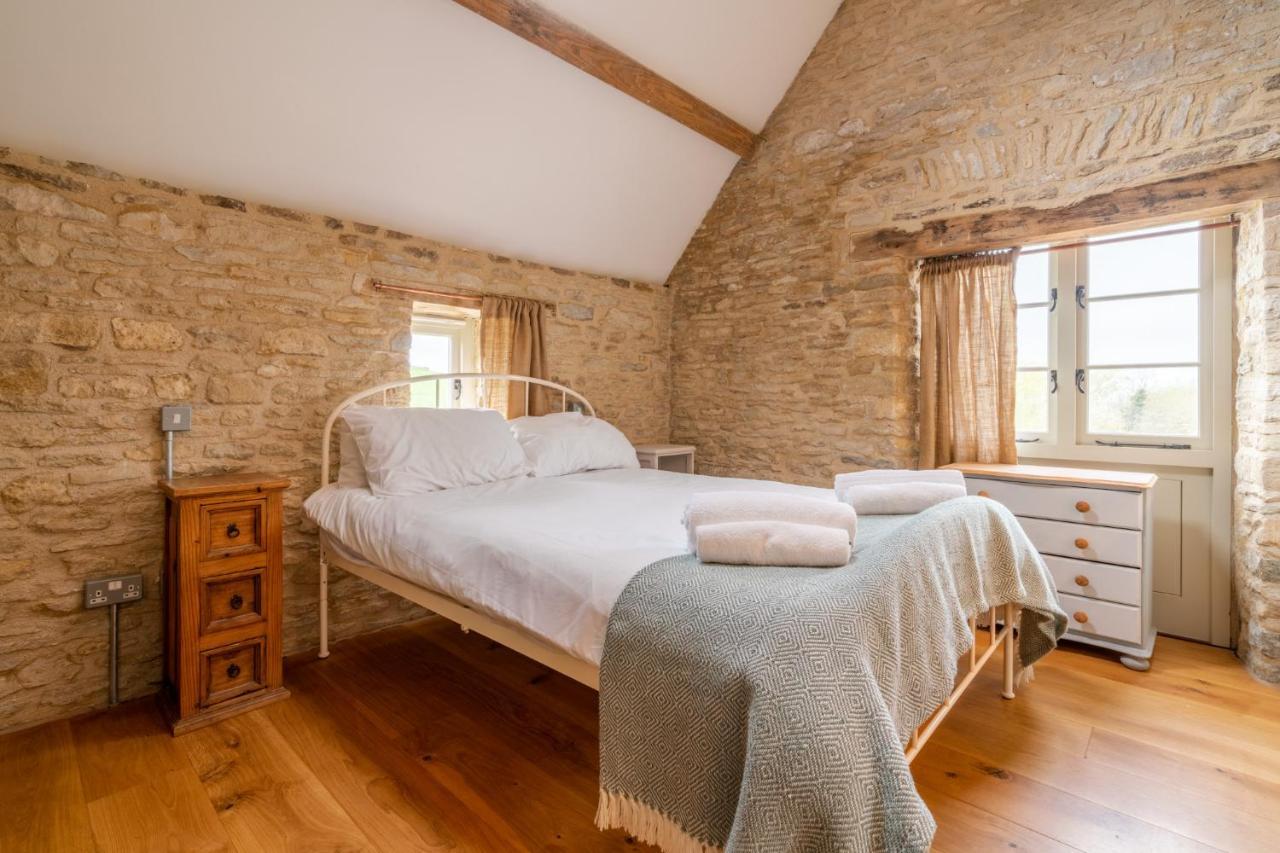 Вілла Middle Barn Dyrham Екстер'єр фото
